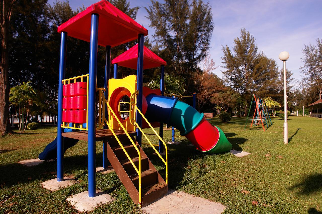 Hotel Felda Residence Sahabat Kampong Ateamu Exterior photo
