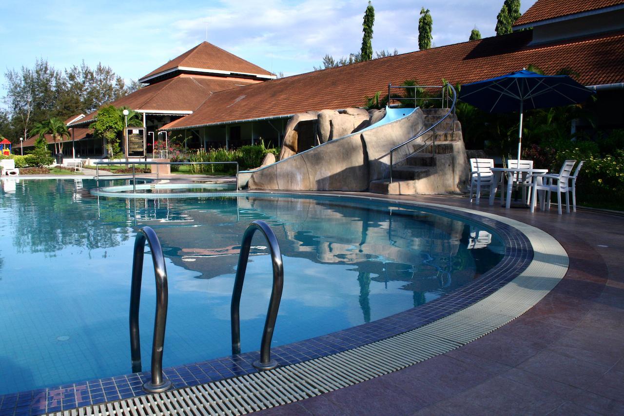 Hotel Felda Residence Sahabat Kampong Ateamu Exterior photo